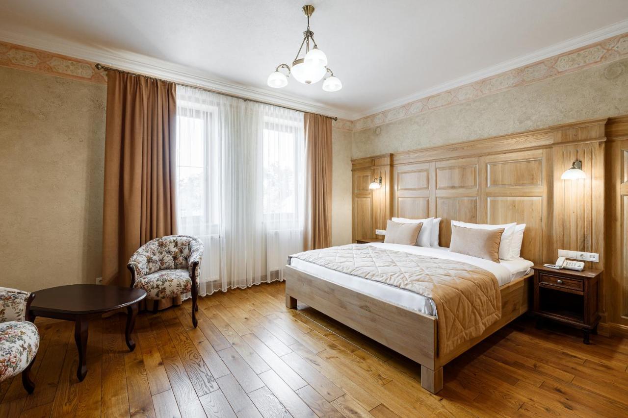 Ganz Hotel Ivano-Frankivsk Esterno foto