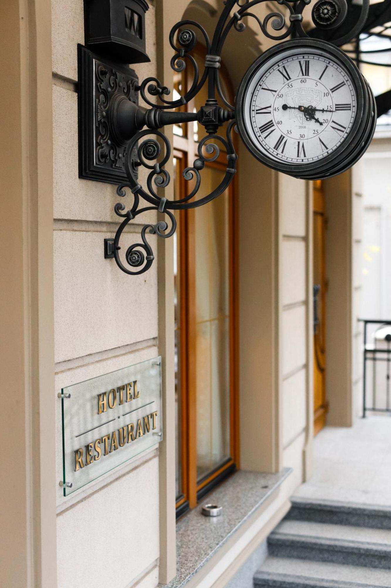 Ganz Hotel Ivano-Frankivsk Esterno foto