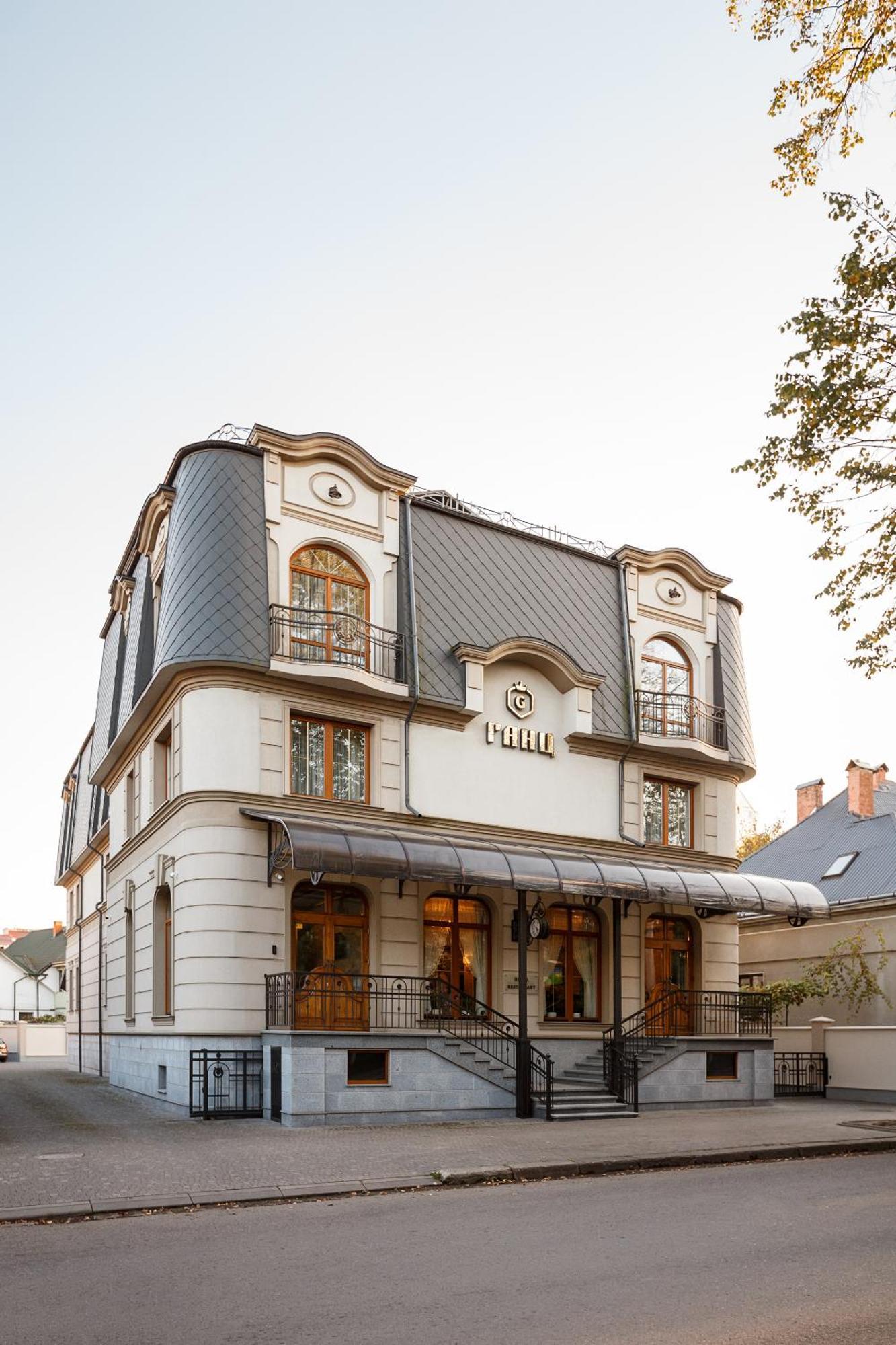 Ganz Hotel Ivano-Frankivsk Esterno foto