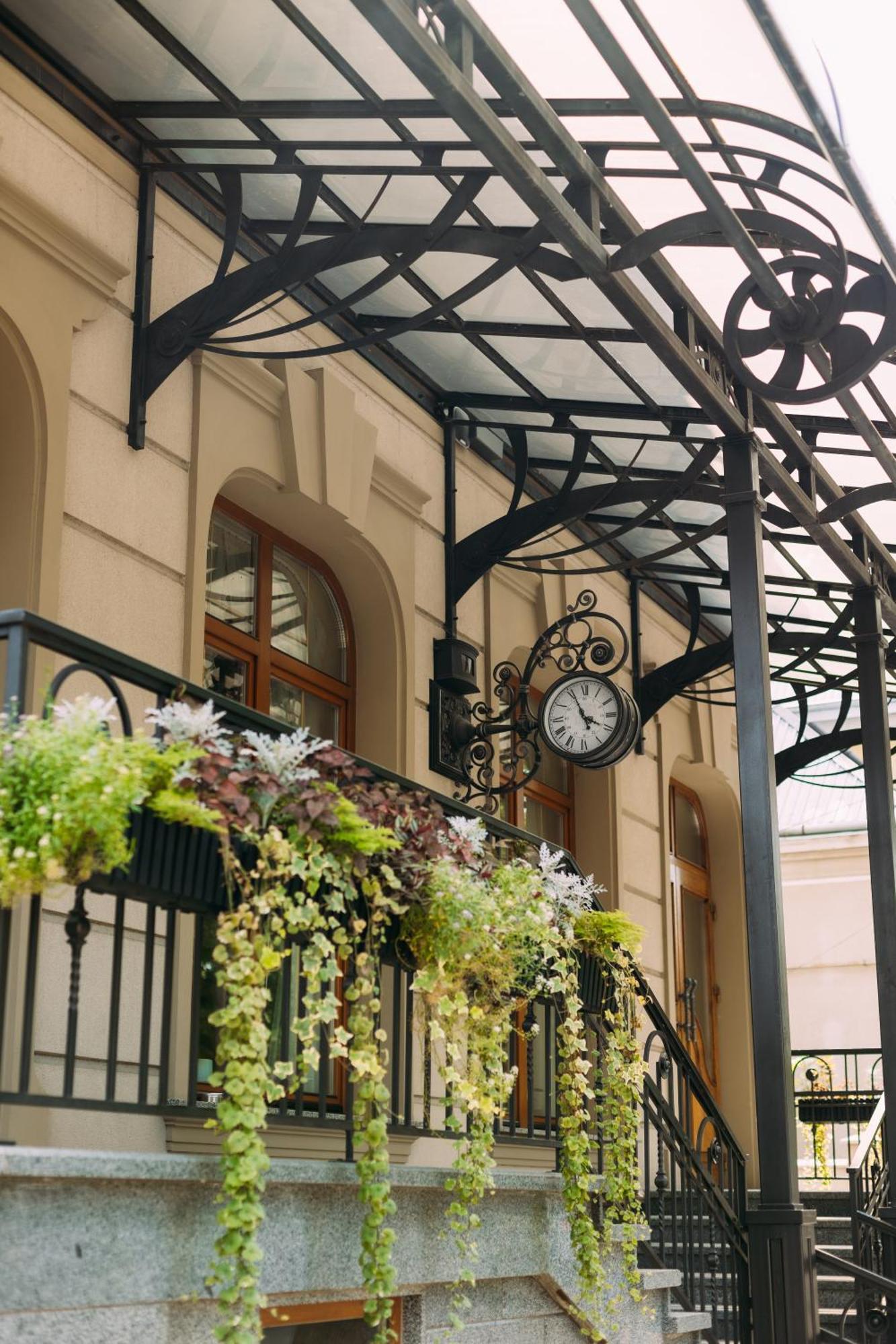 Ganz Hotel Ivano-Frankivsk Esterno foto